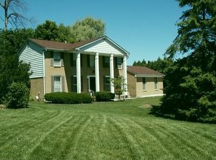 5956 Shillingham Dr, West Bloomfield, MI 48322