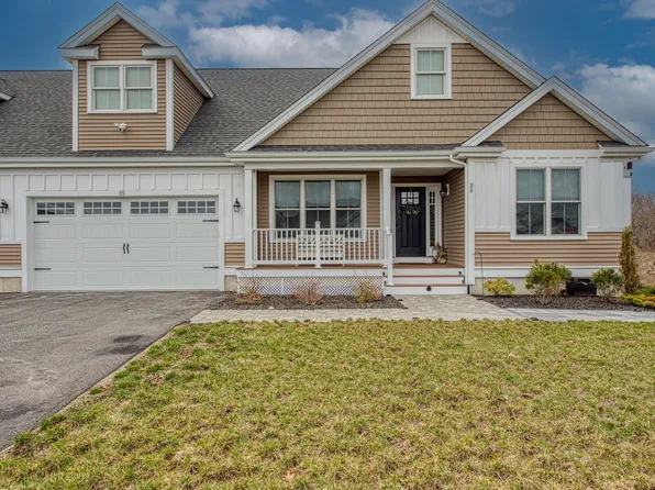 35 Metacomet Rd #35, West Bridgewater, MA 02379