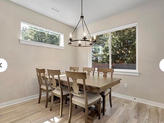 5th image of 10006 NE 132nd Ave