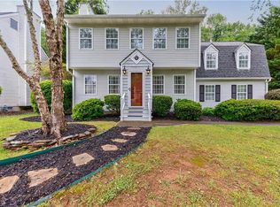 180 Park Bridge Ln, Roswell, GA 30075