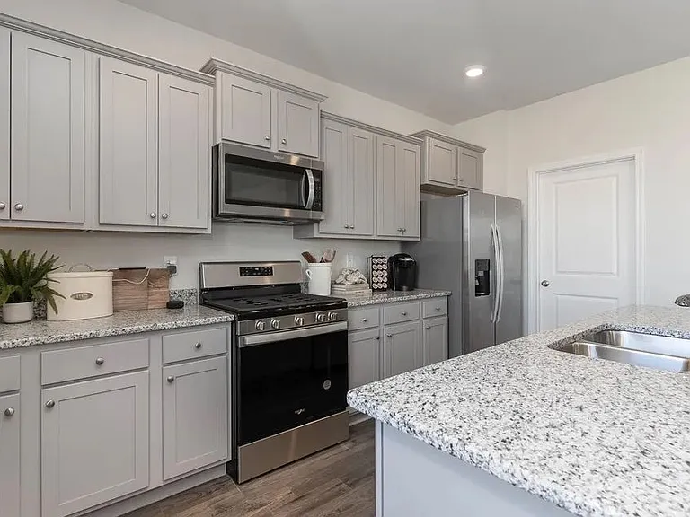 3319 Moss Bridge Ln — Photo 7