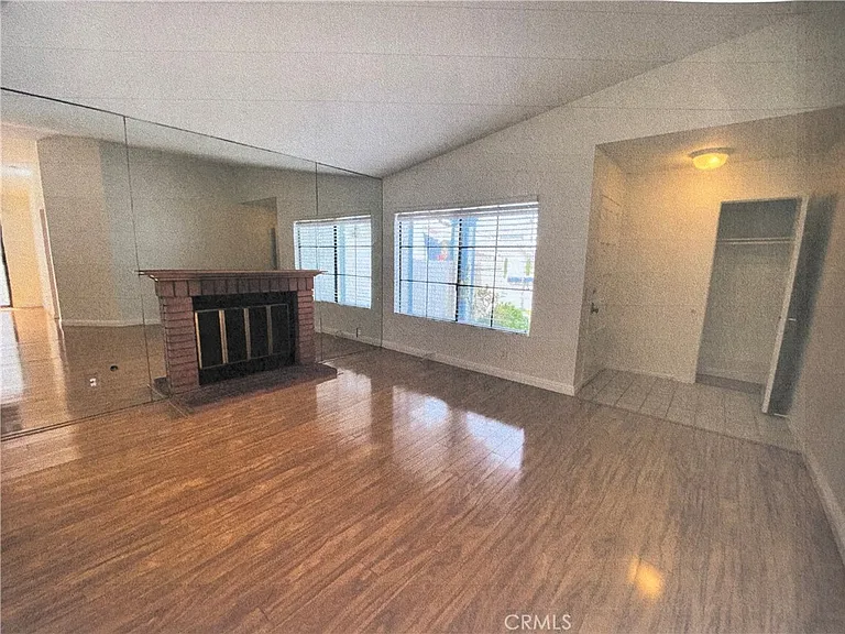 7-7 Flaxwood — Photo 3