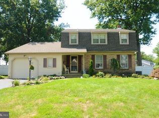 242 Orchard Ave, Somerdale, NJ 08083