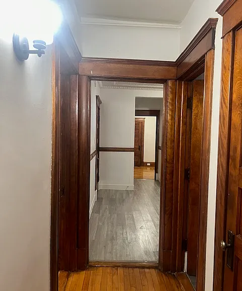 23 Essex St #2L — Photo 3
