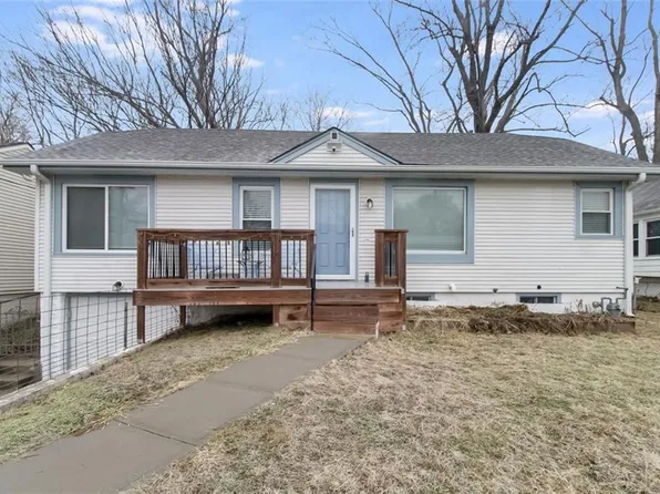 520 E Walnut St, Independence, MO 64050