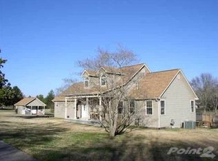 408 Carmel Ct, Baneberry, TN 37890
