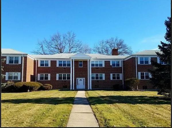 Folly Brook Apartments