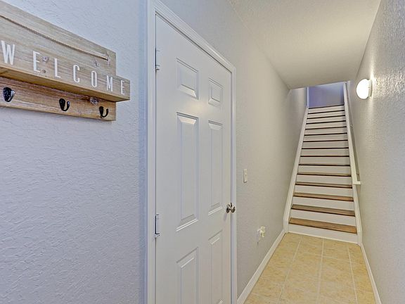 4th image of 162 SW Peacock Blvd APT 32-206