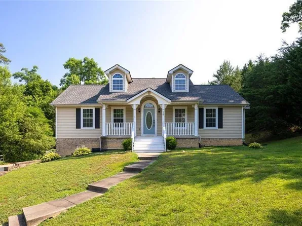 70 Duckett Dr, Flintstone, GA 30725
