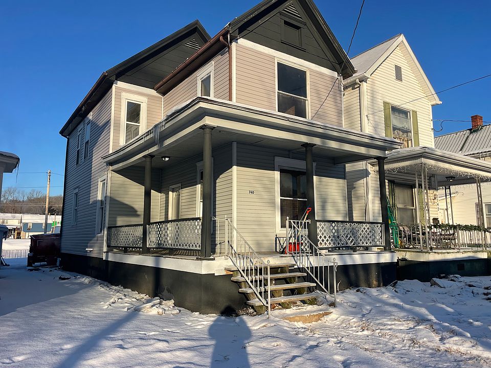 1st image of 740 2nd St