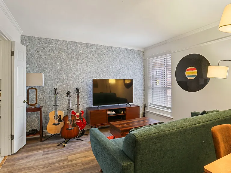 732 Cherokee St #305 — Photo 4
