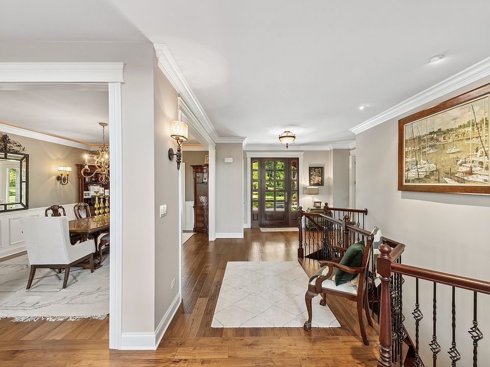 701 W Center Rd, Palatine, IL 60074 Zillow