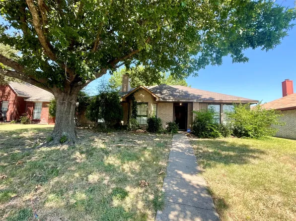 2611 Trumpet Dr, Rowlett, TX 75089