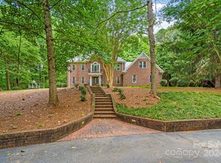 358 Colonial Dr, Asheboro, NC 27205