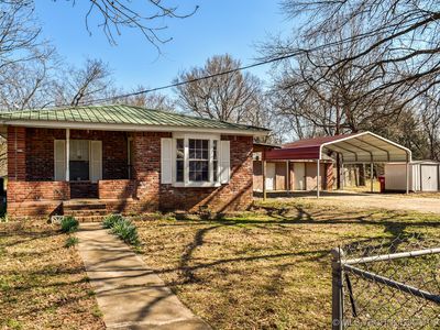 803 S J St, Hugo, OK, 74743