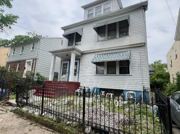 293 Weequahic Ave, Newark City, NJ 07112