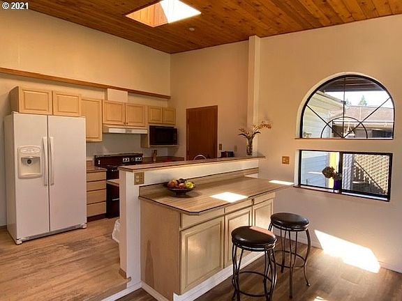 3rd image of 2109 Wintler Dr