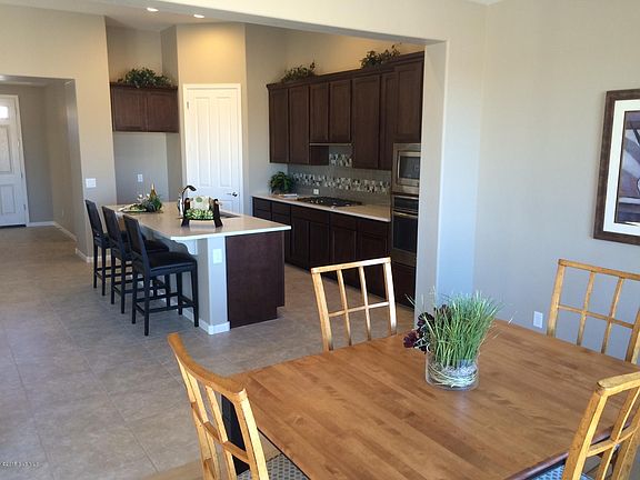 3rd image of 2231 E Spurwind Ln