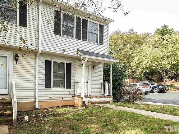 3rd image of 13 Durbin Pl #13