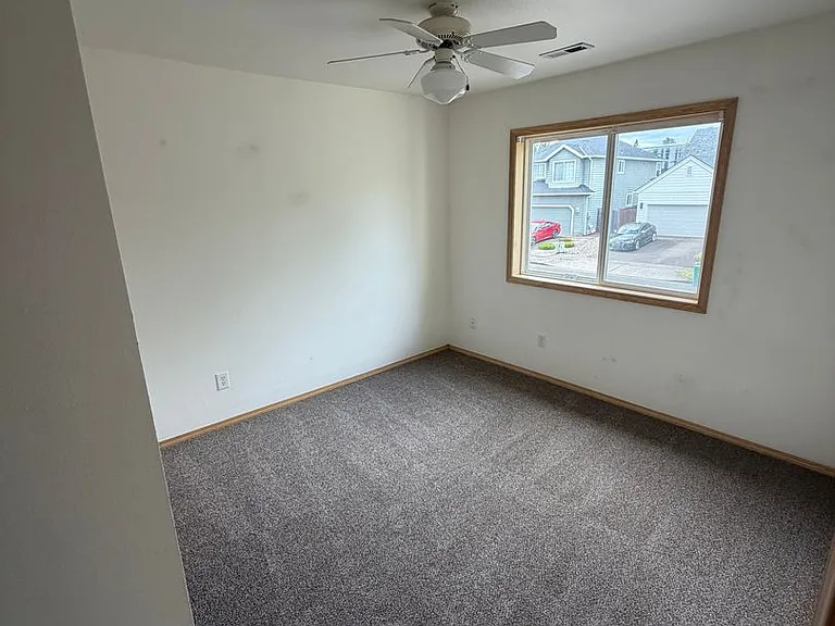 11320 SW Clifford St — Photo 9