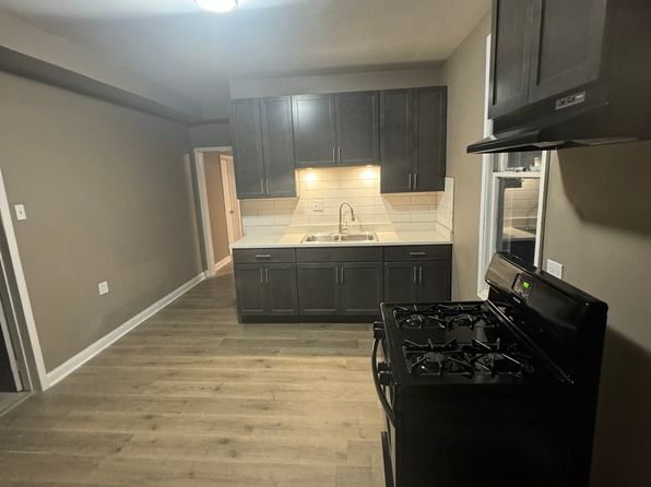 8364 S Brandon Ave #2R