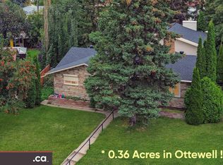 9657 68a St NW, Edmonton, AB T6B 1V3