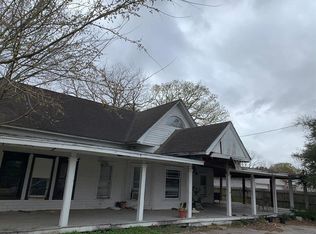 405 Market St, El Campo, TX 77437