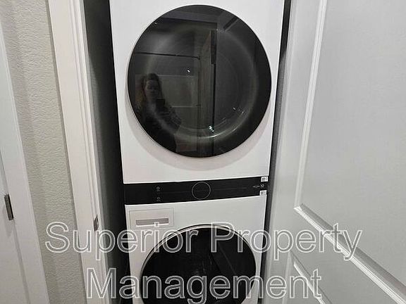 5th image of 1355 Howling Moon Way Unit B