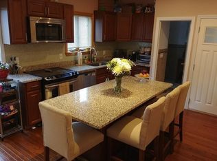 201 Riverside Ave #201, Medford, MA 02155