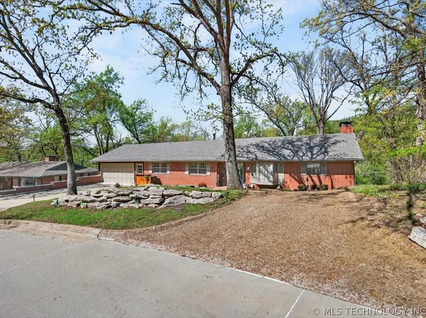 2103 Skyline Dr, Bartlesville, OK 74006