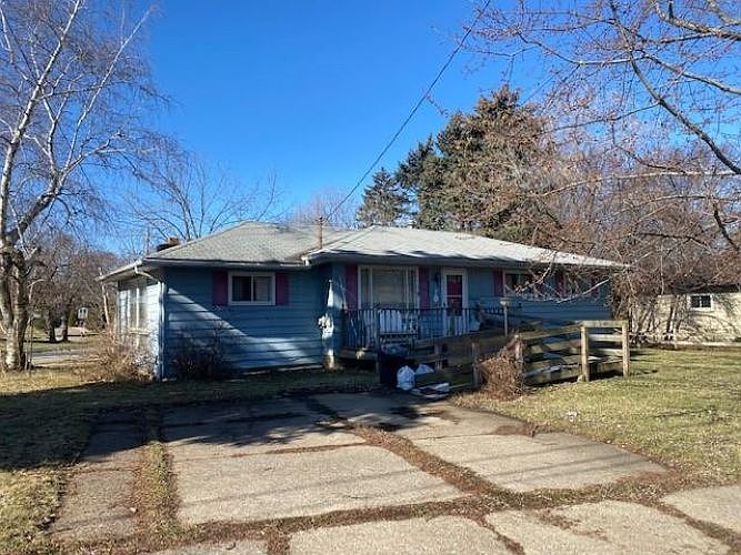 1st image of 3924 Alan Dr