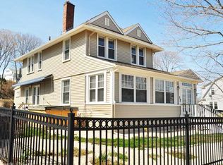 12 Usher Ct, West Haven, CT 06516