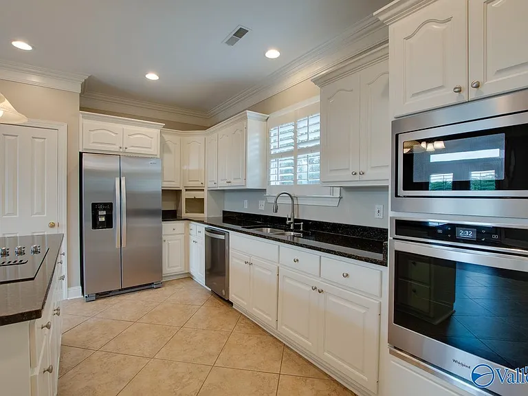 3017 Brunswick Cir SE — Photo 31