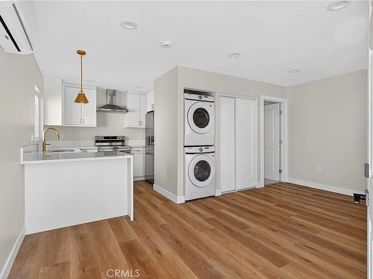 11548 Burke St #B — Photo 3