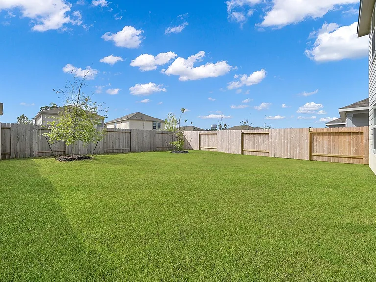 587 Firemoon St — Photo 31