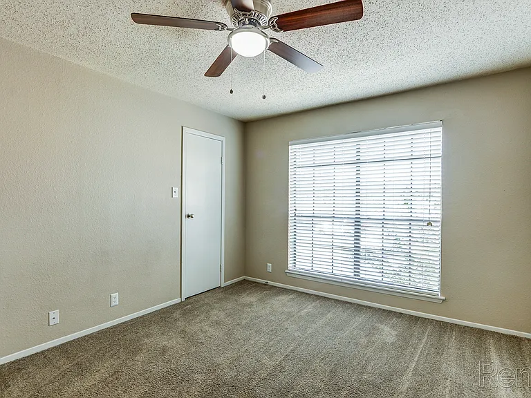 Chappell Hill Apartments — Photo 59