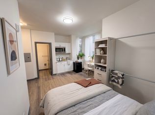 4544 20th Ave NE #104, Seattle, WA 98105