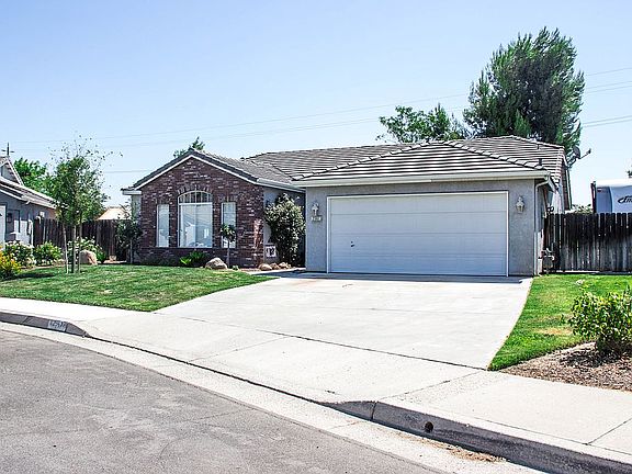 2nd image of 2567 Plum Ln