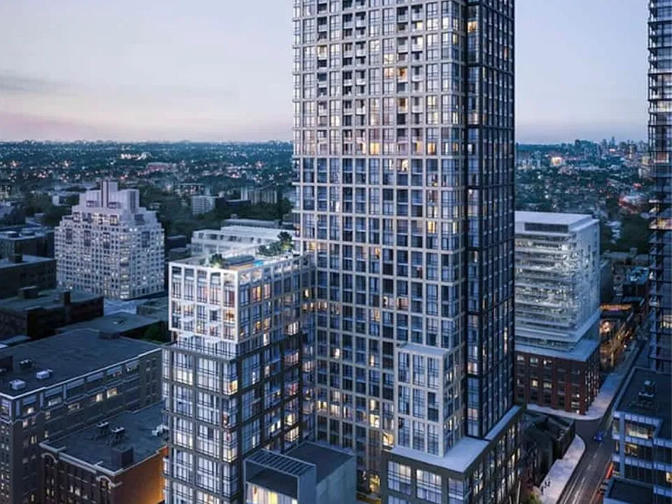 108 Peter St #2111