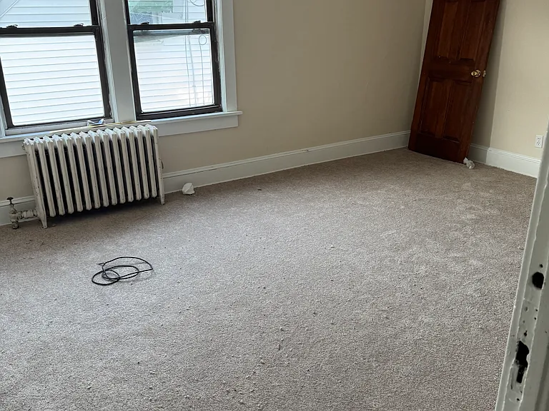 416 Georges Rd #1D — Photo 8