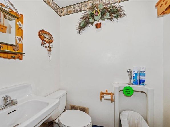 3729 E 2nd St, Superior, WI 54880
