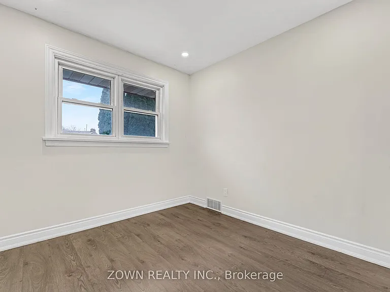 5866 Valley Way #MAIN LEVEL — Photo 11