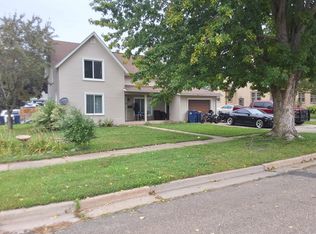 504 4th St, Kenyon, MN 55946