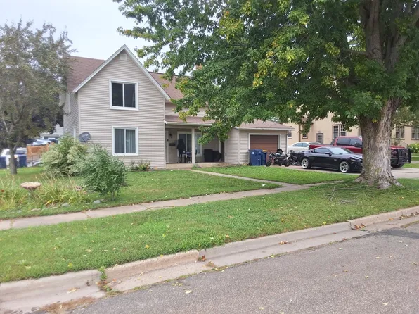 504 4th St, Kenyon, MN 55946