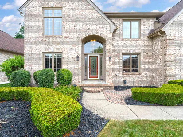 11877 Cedarwood Dr, Shelby Township, MI 48315