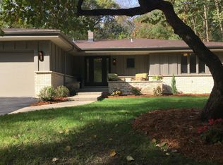 N2403 Cisco Rd, Lake Geneva, WI 53147