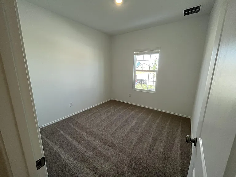 2327 Red Sky Dr — Photo 5