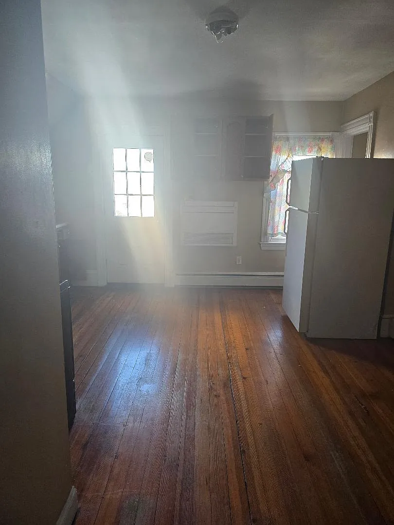 2 bed, 1198 sqft, $2,800 — Photo 3