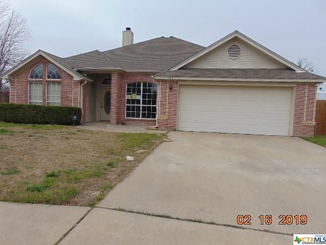 1st image of 204 Cobblestone Dr