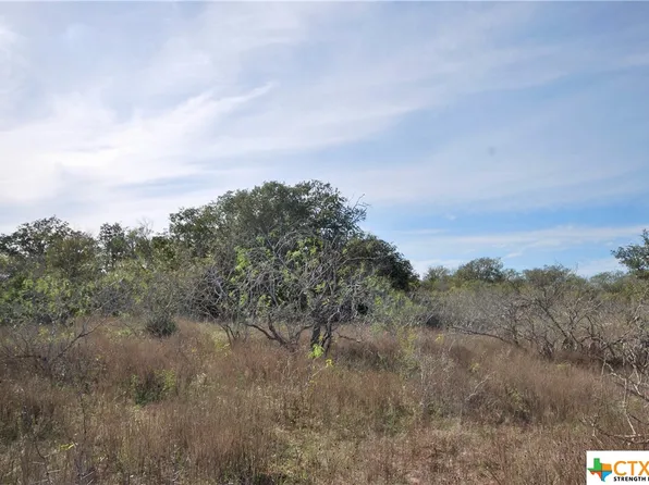 3572 County Road 397, Moulton, TX 77975